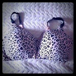 Torrid 360 smoothing wireless bra